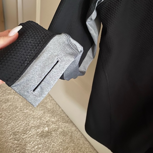 Nine West Zip Jacket. Sz M - Picture 2 of 5